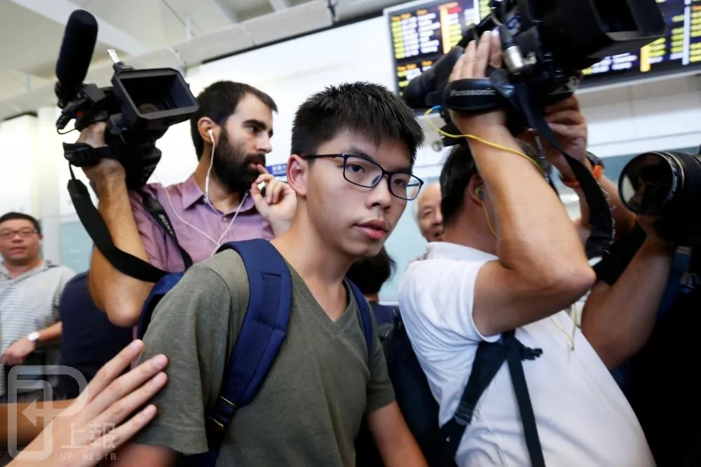 談「香港自決」是數典忘祖？　黃之鋒與港府打筆仗