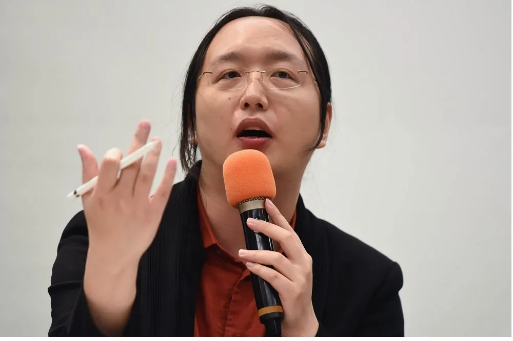 為了唐鳳 　政院擬納「性別友善廁所」
