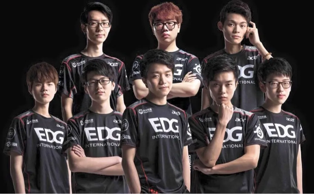 【英雄聯盟】PawN、Deft於臉書宣布離開EDG