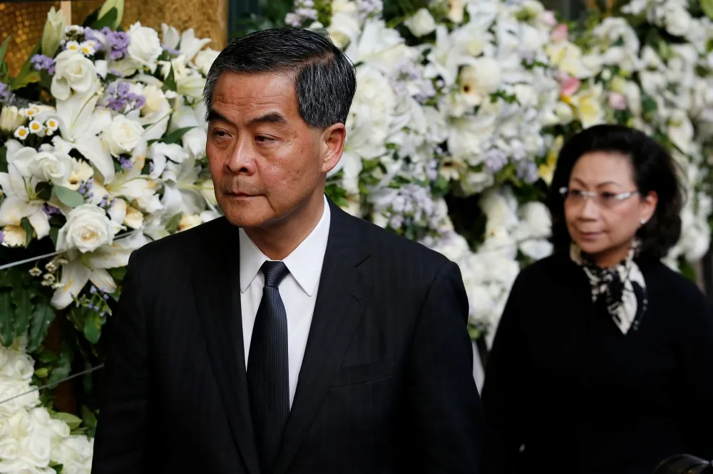 香港議員宣誓無效？　梁振英被爆就職也漏讀「香港」