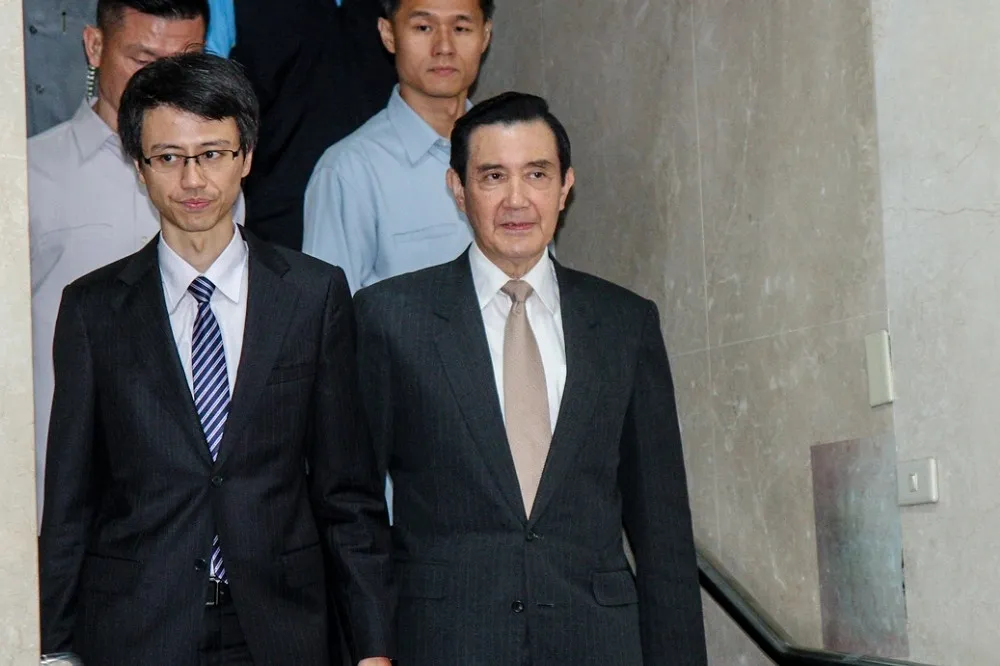 柯建銘律師聲請羈押　馬急回：我有回國打算