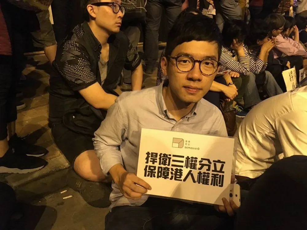 香港立法會宣誓風波延燒　8名議員遭控應剝奪資格