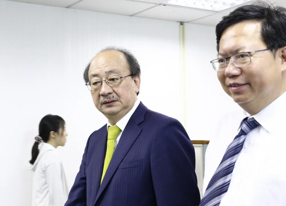 時代力量反悔勞基法　柯建銘批：時代媽寶