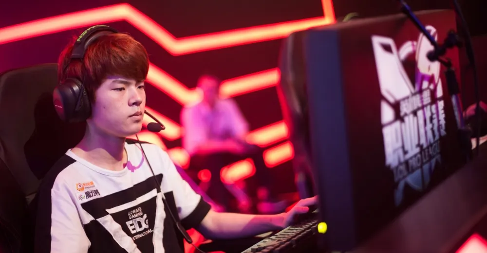 【英雄聯盟】ESPN專欄：究竟Deft獎落誰家？哪一支戰隊將在季後收穫這條大魚？