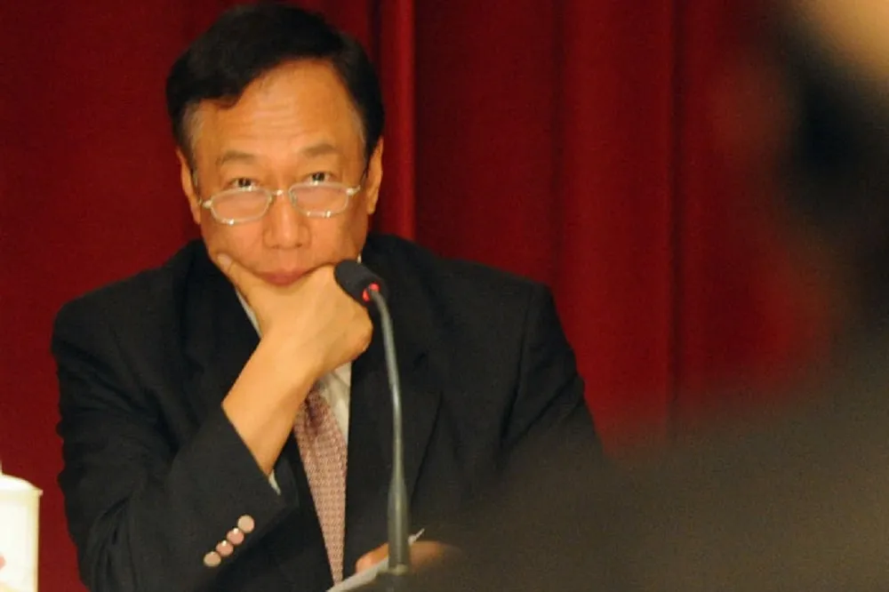郭台銘2020選總統？　網友：勞工會工作到死
