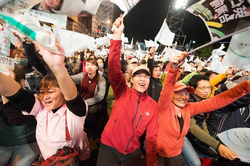 比號碼不行、寫候選人名字可以　臉書拉票到底怎麼罰？