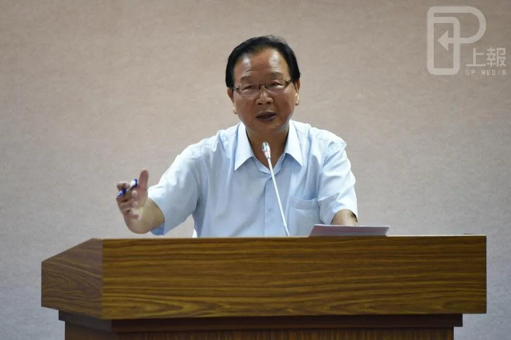 退撫金持興航大股東國產股票  立委憂虧損遭波及　