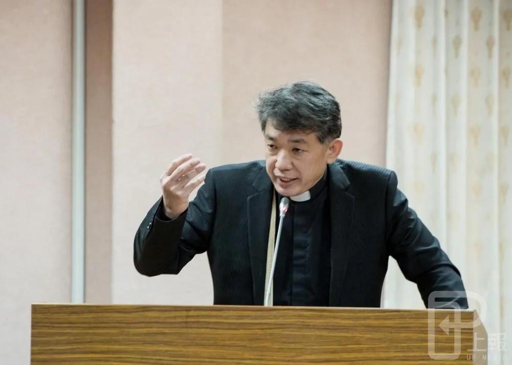 婚姻平權公聽會》挺同牧師：基督徒就是歧視　不要欺騙自己