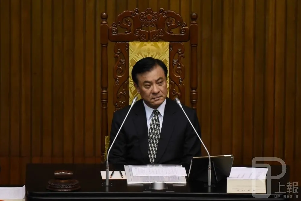 踏出還權於民第一步！　選罷法下修罷免門檻