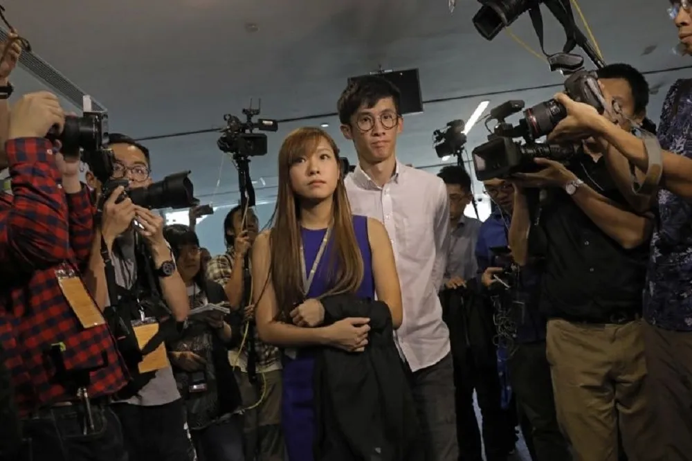 宣誓風波》香港本土派梁頌恆、游蕙禎　確定喪失立法會議員資格