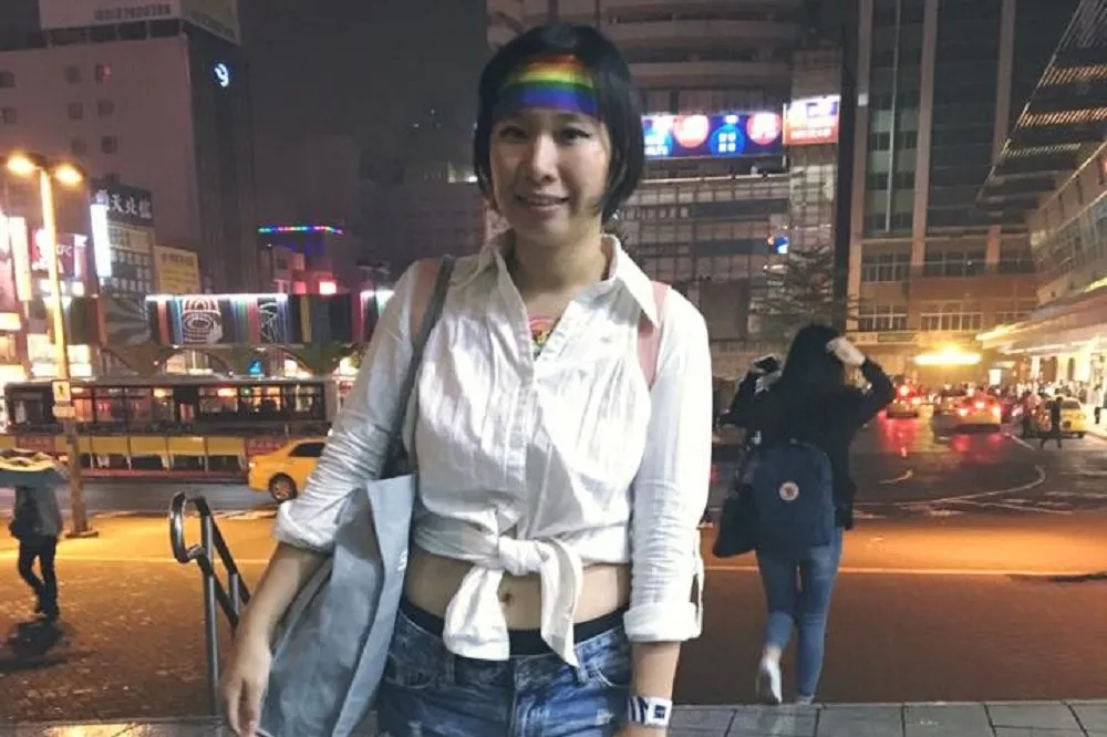 上空挺同女教師遭追查　全教總轟反民主