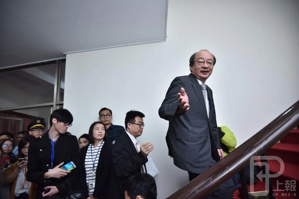 改革黨職併公職　柯建銘：保證月領至少2.5萬元