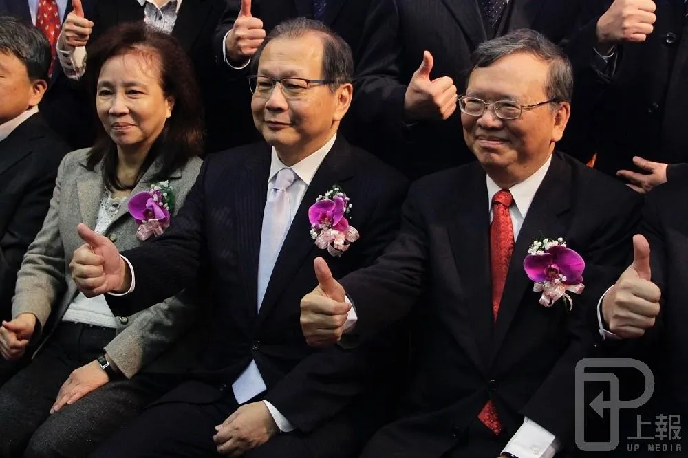 【中華電信董座遭撤內幕】都是民調惹得禍！ 蔡力行政治不正確惹怒府院高層