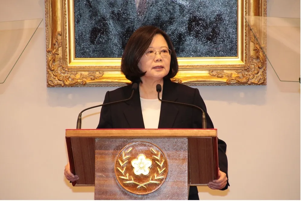 【直播】蔡總統年終記者會　面對爭議，不會退居第二線
