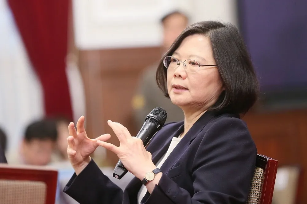 【年終記者會】兩岸關係　蔡英文三度喊話：「希望這不是北京當局的政策性抉擇」