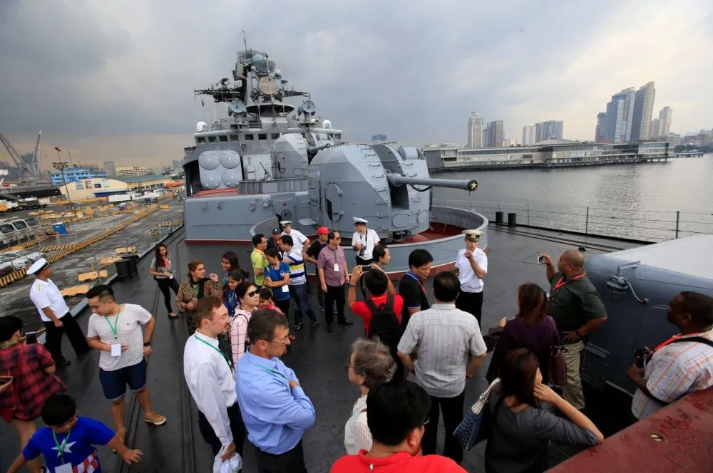 俄羅斯軍艦訪菲律賓　邀菲中馬3國南海聯合軍演