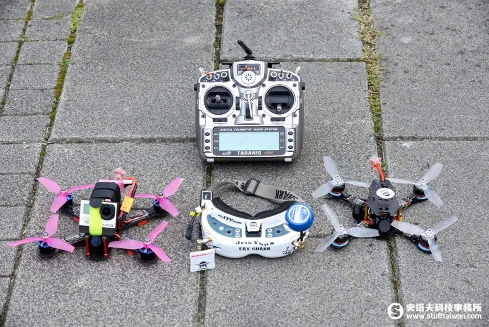 空中F1賽車！FPV穿越機比賽　體驗第一人稱視角升空快感