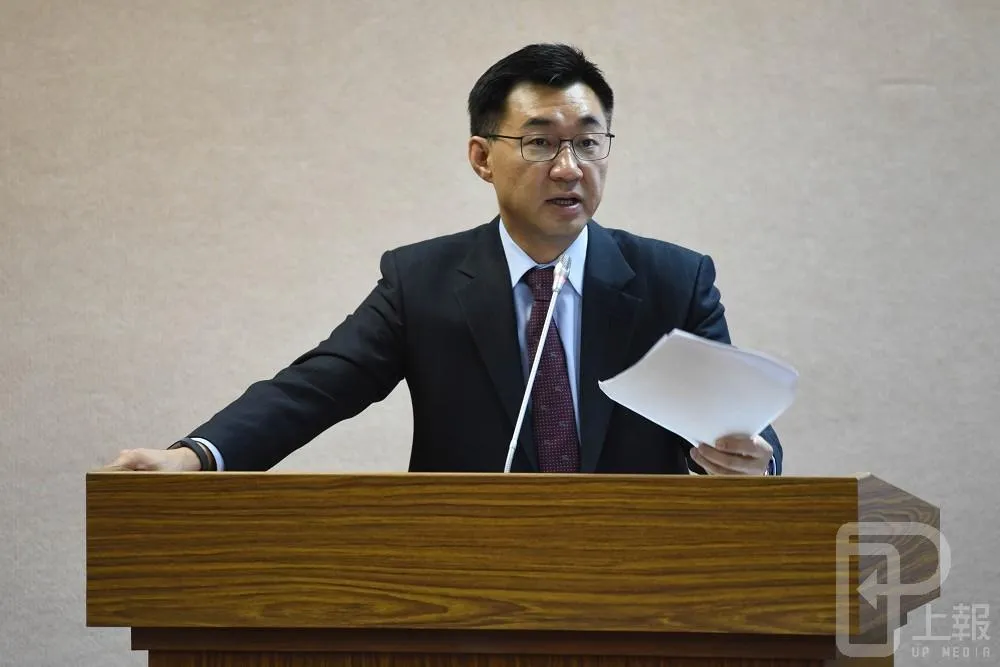 【自自冉冉延燒】藍營批混淆學生　提案「砍國教院預算」　
