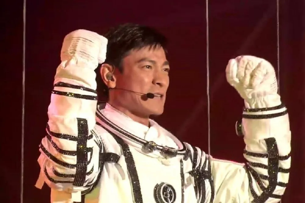 華仔報平安　暖心安撫粉絲：我知道你們的痛不會比我小