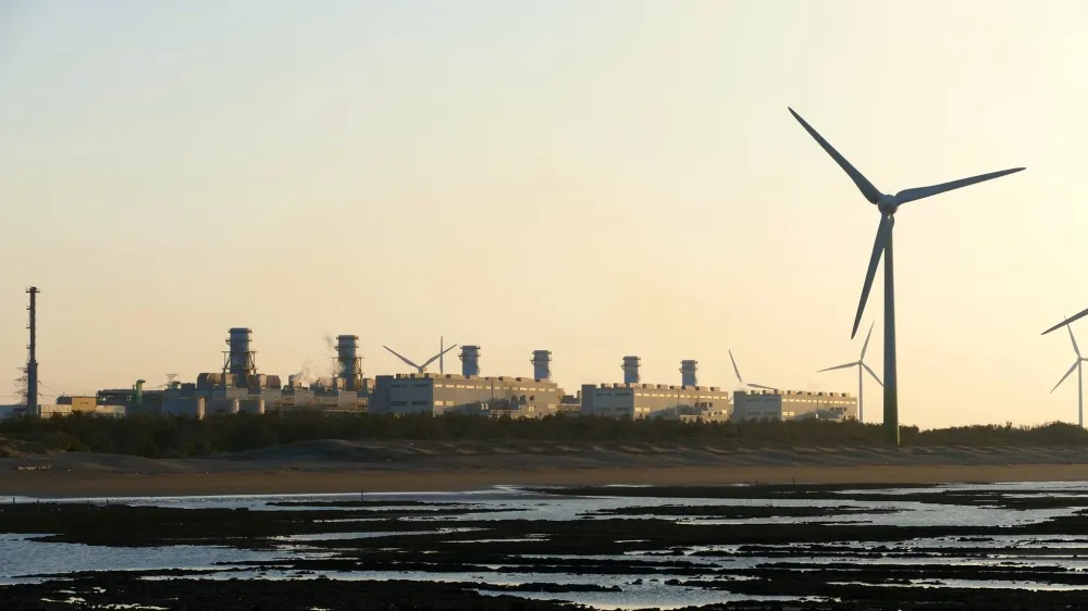 方儉：缺電？缺德？缺心眼？-- 從台電緊急發電計劃看新電業法的「早收清單」