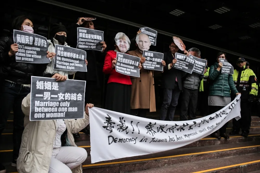 歐陽文風：面對同志的無知　偏見　與恐懼