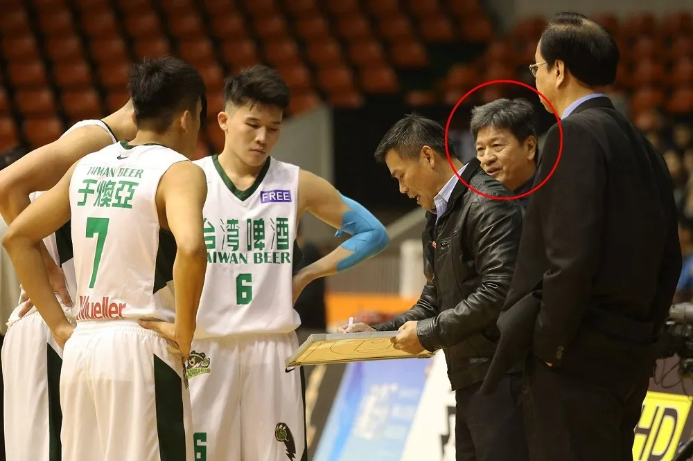 台啤總教練閻家驊涉賭　訊後50萬元交保