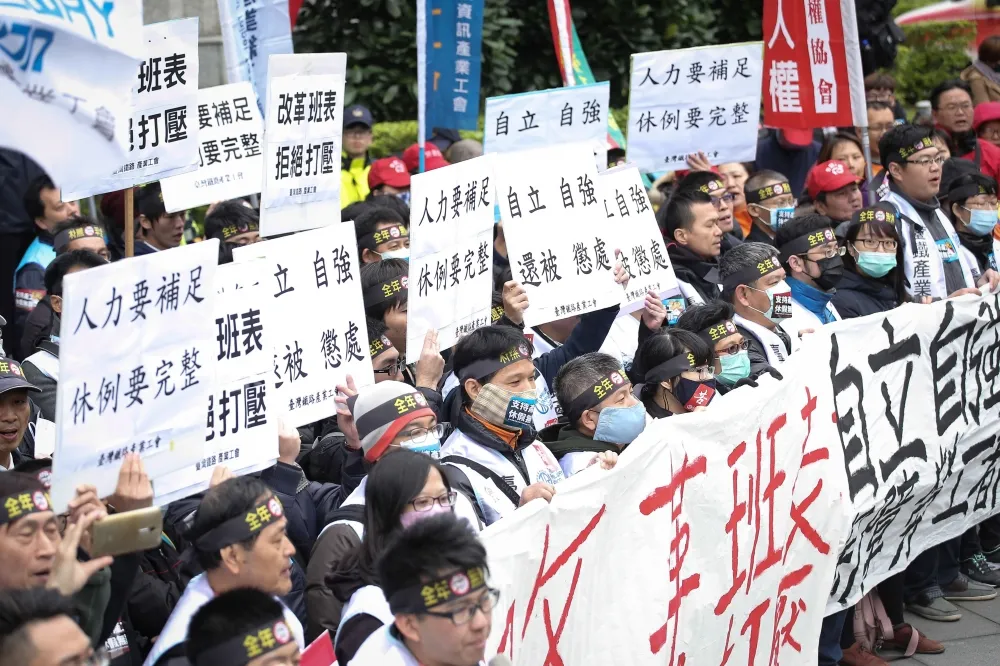 【獨家】交通部從寬：台鐵員工曠職最多3天　無人免職處分