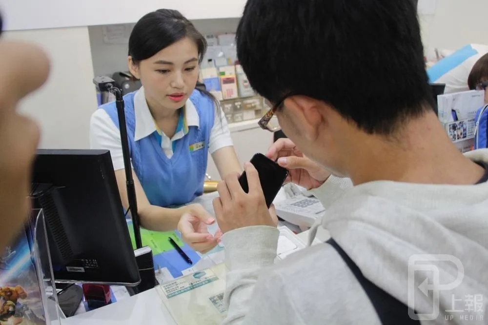中華電、台哥大「同步」退出4G吃到飽市場？　公平會：當心觸法