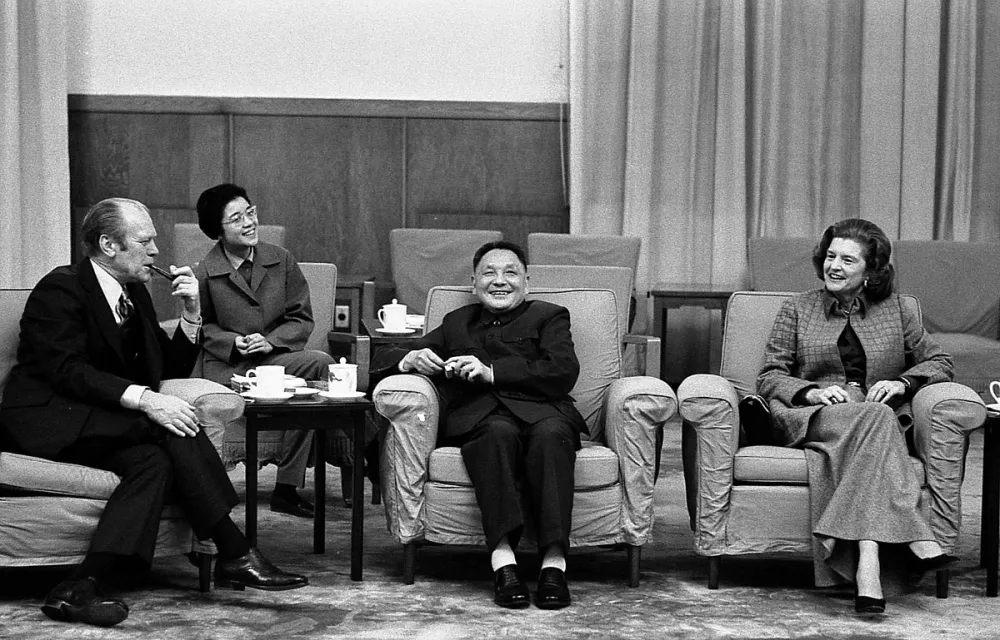 鄧小平滿足了中國知識份子期盼的「偽圖騰」