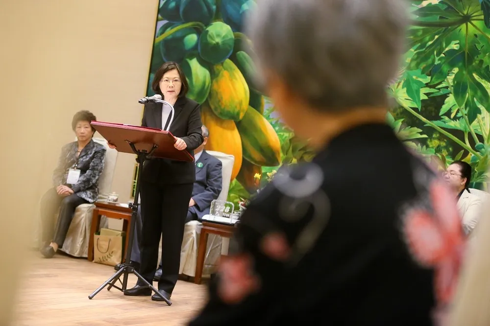 【二二八70周年】接見228遺屬　蔡英文承諾釐清真相、追究責任