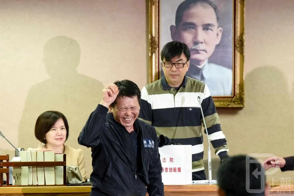 【立院召委大戰】綠11席藍5席　年改重鎮司委會綠全拿