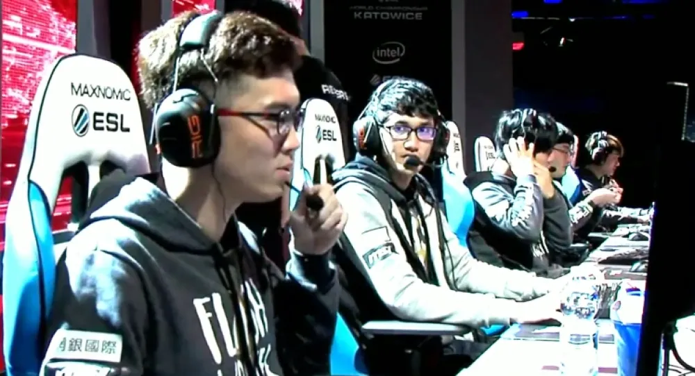 【英雄聯盟】外國網友看閃電狼擊敗G2：ESPN怎麼會把他們排在16？