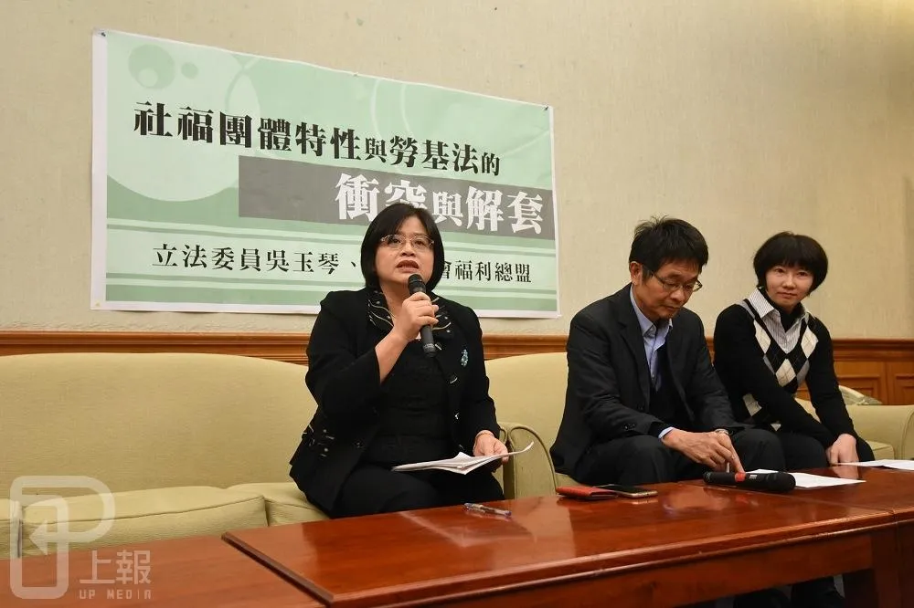 一例一休衝擊社福人力　綠委批：《勞基法》像不合身的衣服
