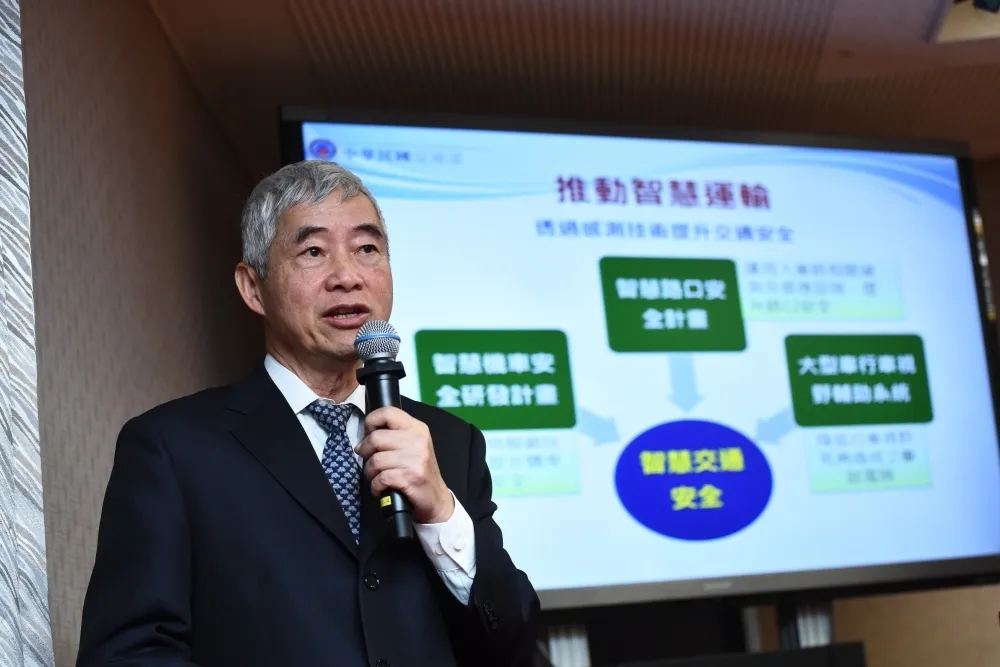 6都推「交通寧靜區」限速30公里　滿街路隊長「乾脆用走的」