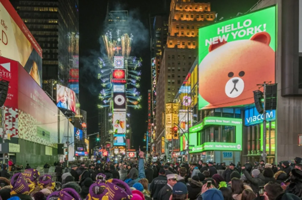 「LINE FRIENDS」在紐約時代廣場開設大型商場