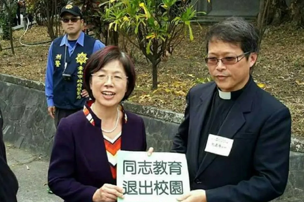 反同牧師「看圖說故事」　瞎扯尤美女反同被打臉