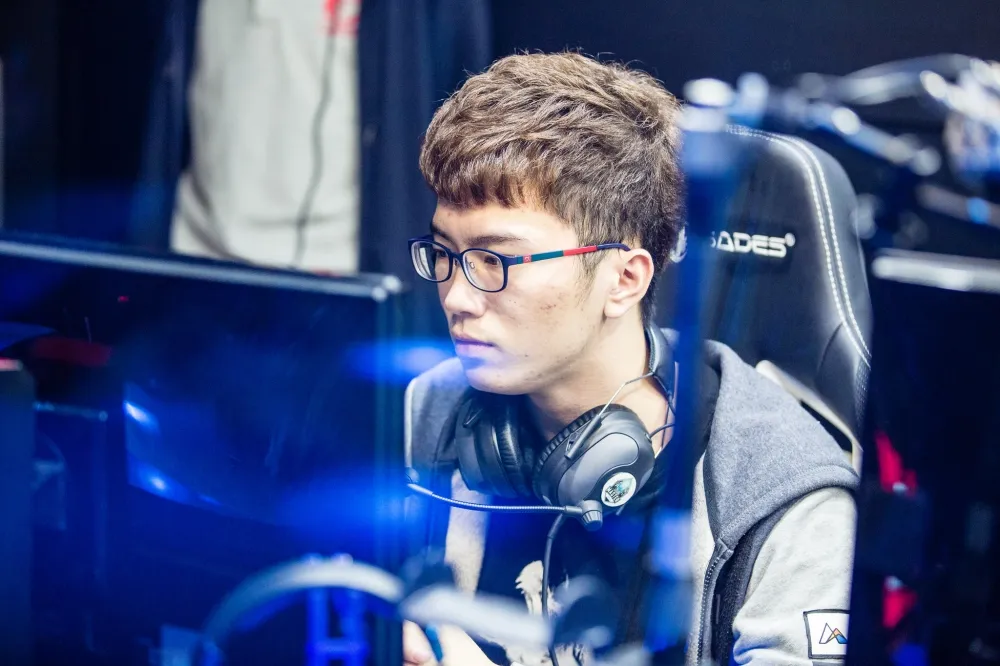 【英雄聯盟】ESPN全球戰力排行榜(3/21)：持續連勝中！閃電狼排名上升至全球第四