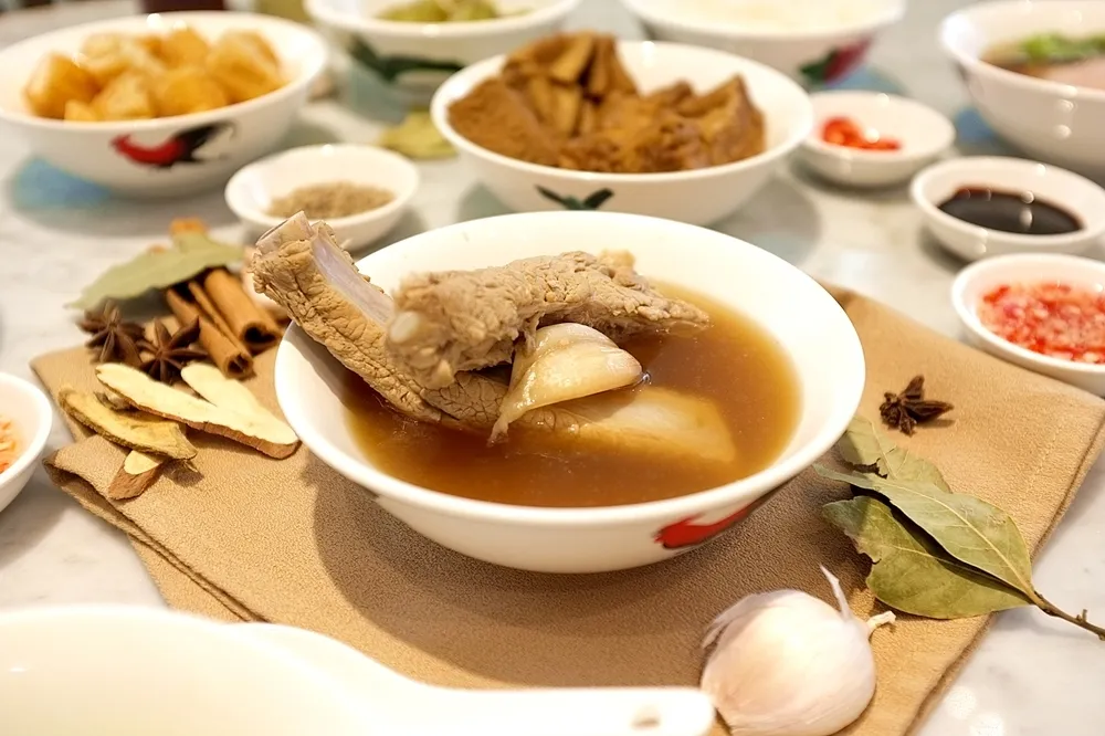 【試吃片】新加坡必吃！「黃亞細肉骨茶」海外首店7/26正式登台