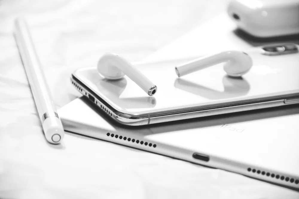 邁向耳機未來式 　台灣大潮世代專案送你Air Pods