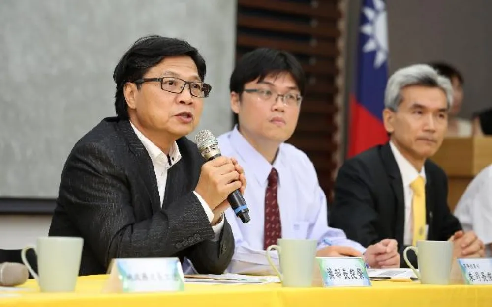 【上任20天台大校長案仍未解】葉俊榮要大家各退一步　「讓它鬆一下」
