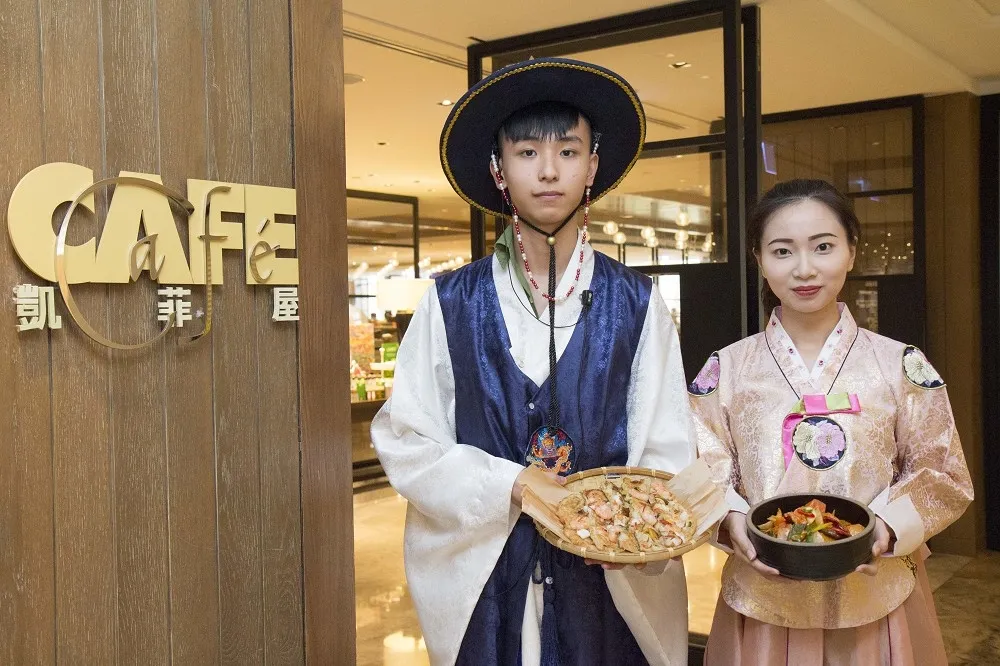 【有片】韓國主廚限期客座凱菲屋　「夏日韓流美食瘋」加 LINE 抽三人同行一人免費