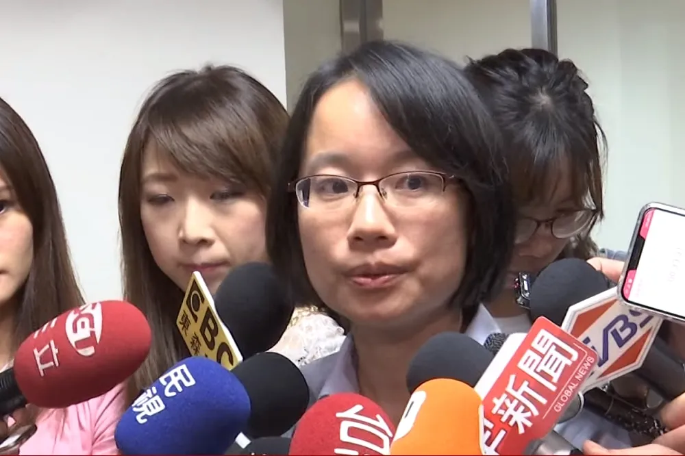 陳嘉宏專欄：吳音寧讓誰「一直流血」