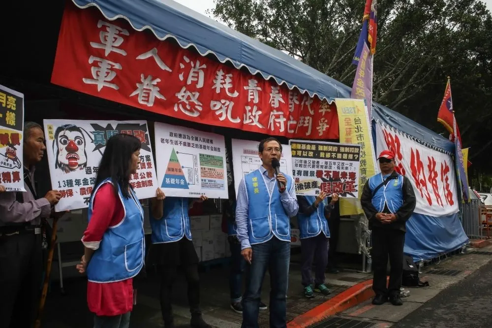 【內幕】一次飯局就募到20萬　李來希：我比傳播妹值錢