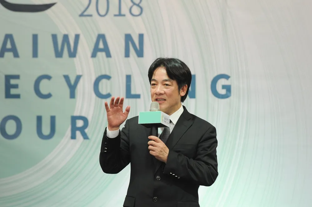 賴揆將「務實台獨」與「台灣前途決議文」畫上等號