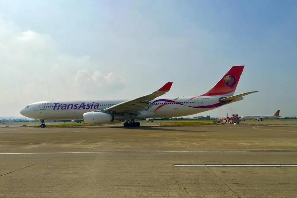 【復興空難】基地高勤官荊元武、塔台機場管制員李佳峯　二審仍判無罪