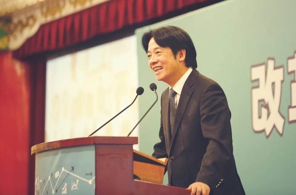 【內幕】賴揆民進黨共識營報告曝光　自豪「國民黨做不到、民進黨做到了」