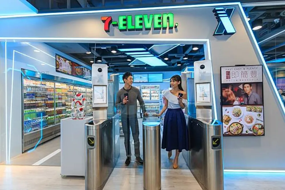【有片】不讓 Amazon 專美於前！7-11推出國內首間無人商店「X-STORE」