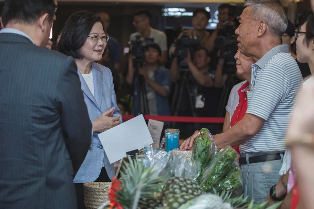 農友市集辦不成狀告蔡英文　柯文哲：再詢問是否需要幫助