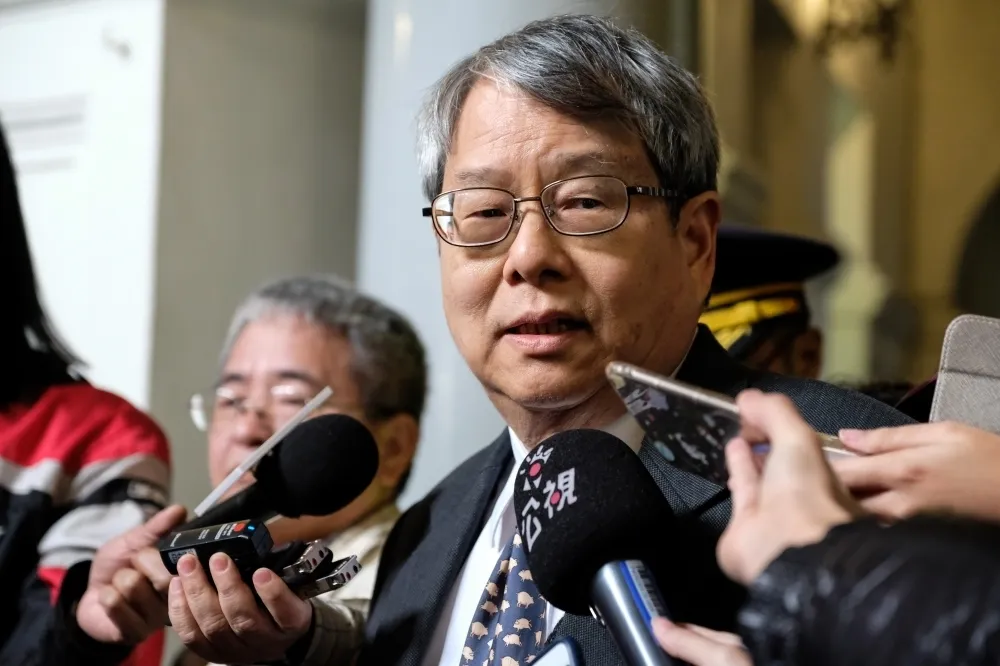 陳師孟批柯文哲當領導人「很危險」　柯：我只是做牛做馬的公僕