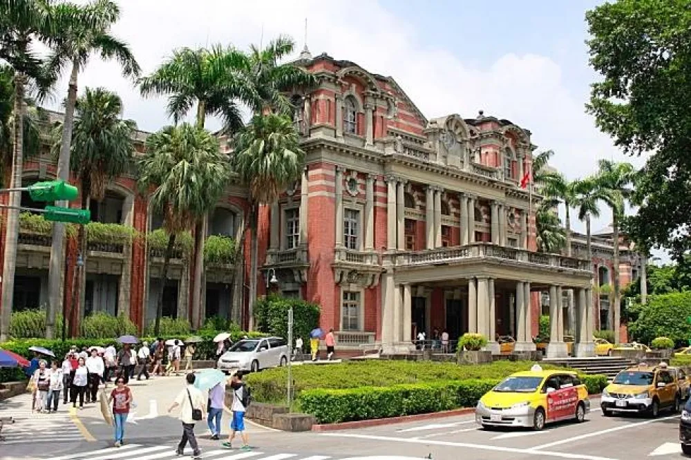 台大骨科醫生聯手勞保黃牛　開300份不實證明詐7000萬元
